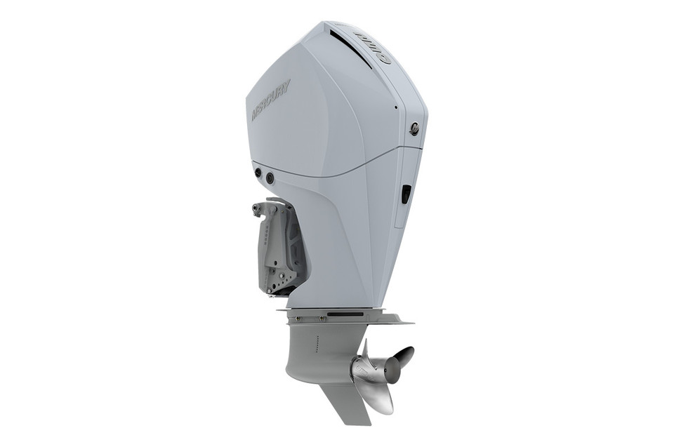 Mercury 250HP L FourStroke Outboard White